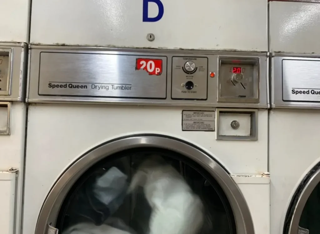 イギリスのコインランドリー 乾燥機