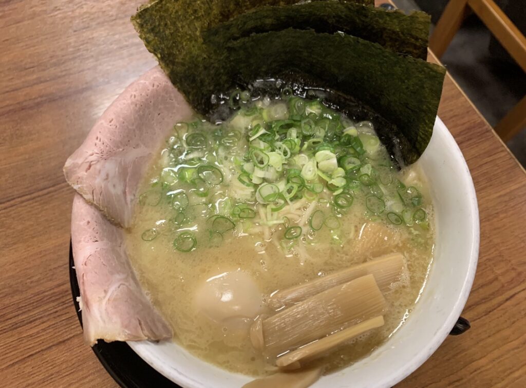 博多幸龍總本店のラーメン