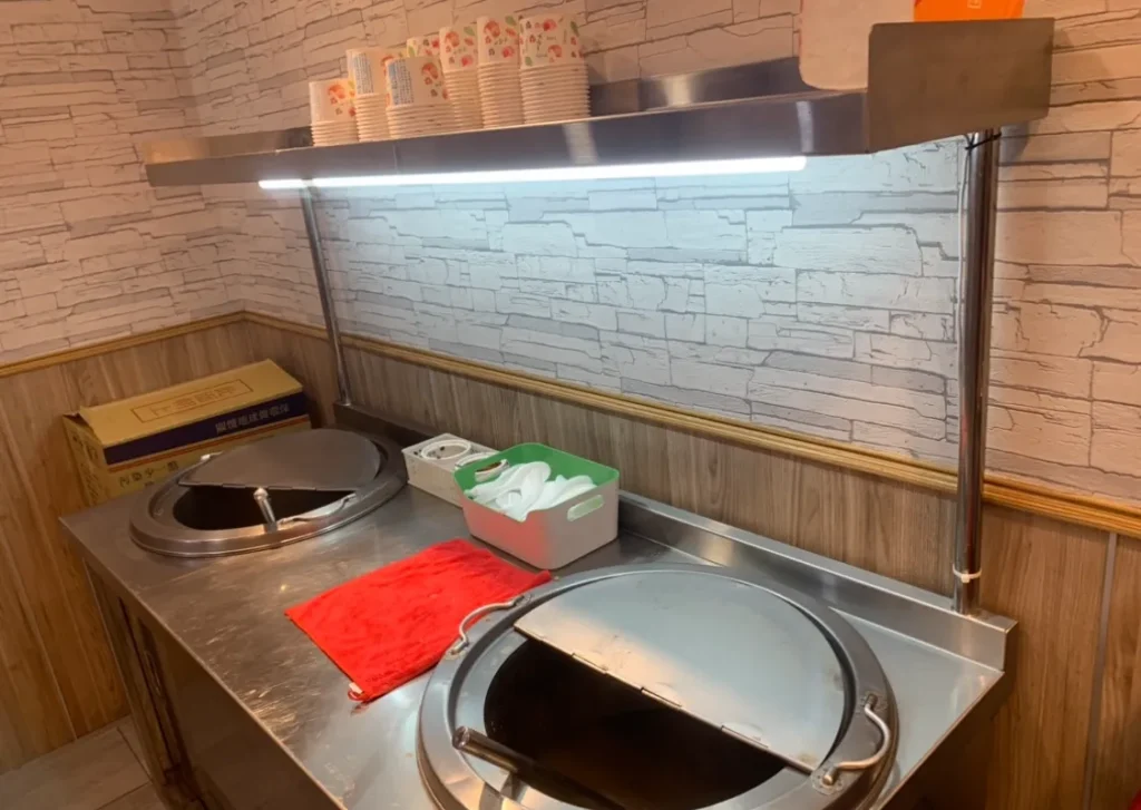 自助餐のスープ