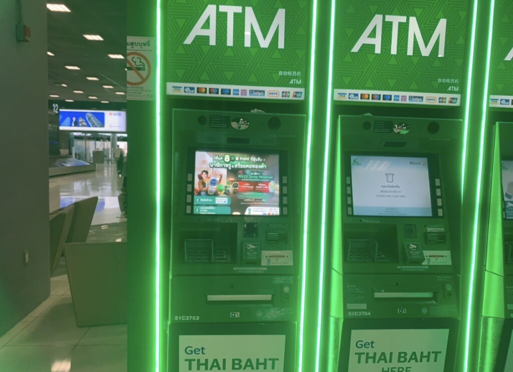 タイの空港にあるATM
