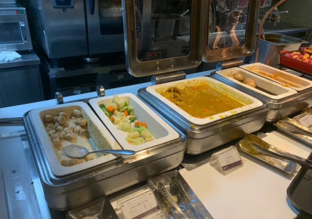 台湾桃園国際空港 プラザ・プレミアムラウンジの食べ物