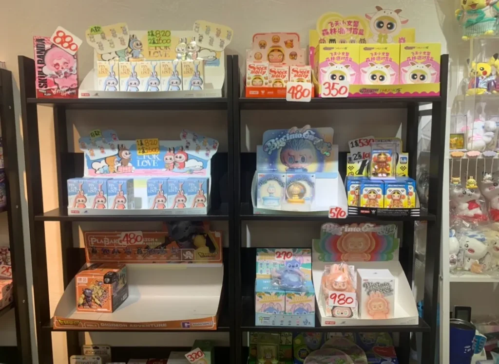 士林夜市のラブブ